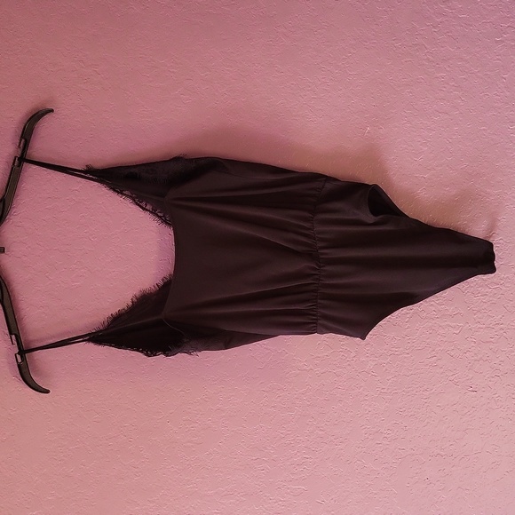 Zara Lace Bodysuit - Picture 9 of 10